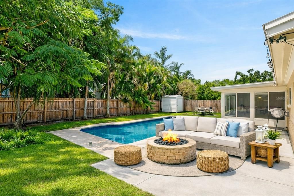 En Venta: $559,999 (4 camas, 2 baños, 1435 Pies cuadrados)