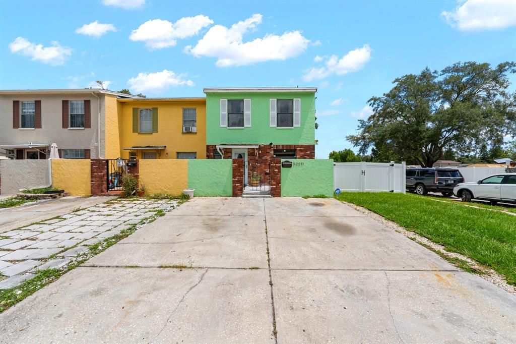 En Venta: $275,000 (2 camas, 1 baños, 1600 Pies cuadrados)