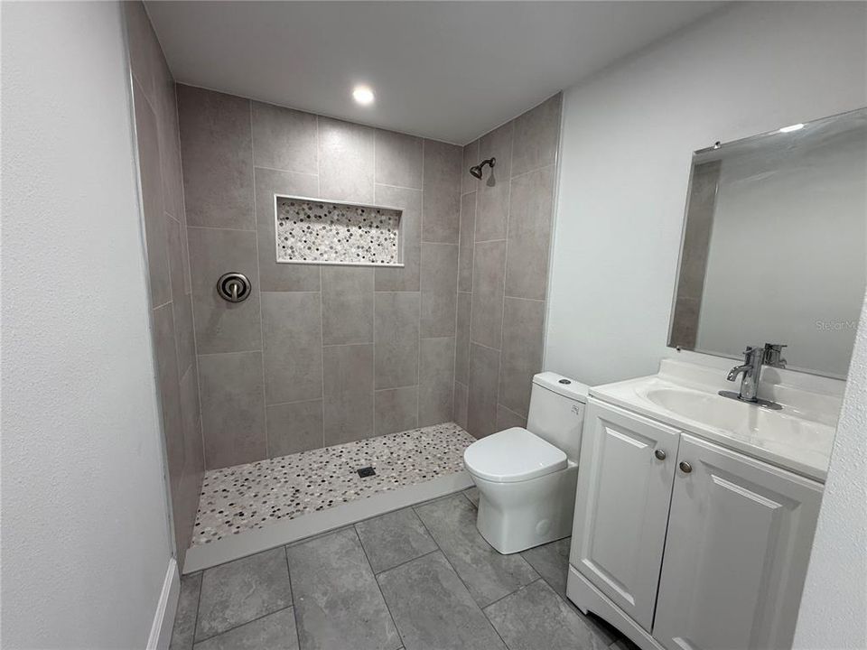 En Venta: $245,000 (3 camas, 2 baños, 1152 Pies cuadrados)