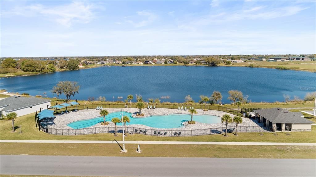 En Venta: $302,990 (5 camas, 2 baños, 2326 Pies cuadrados)