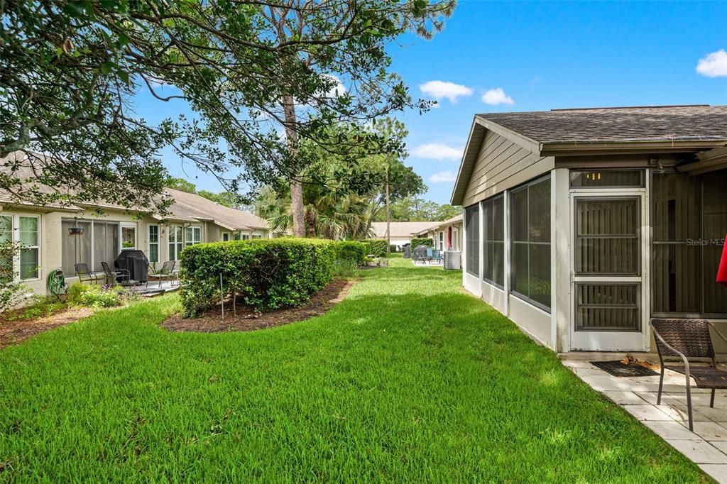 For Sale: $279,900 (2 beds, 2 baths, 1957 Square Feet)