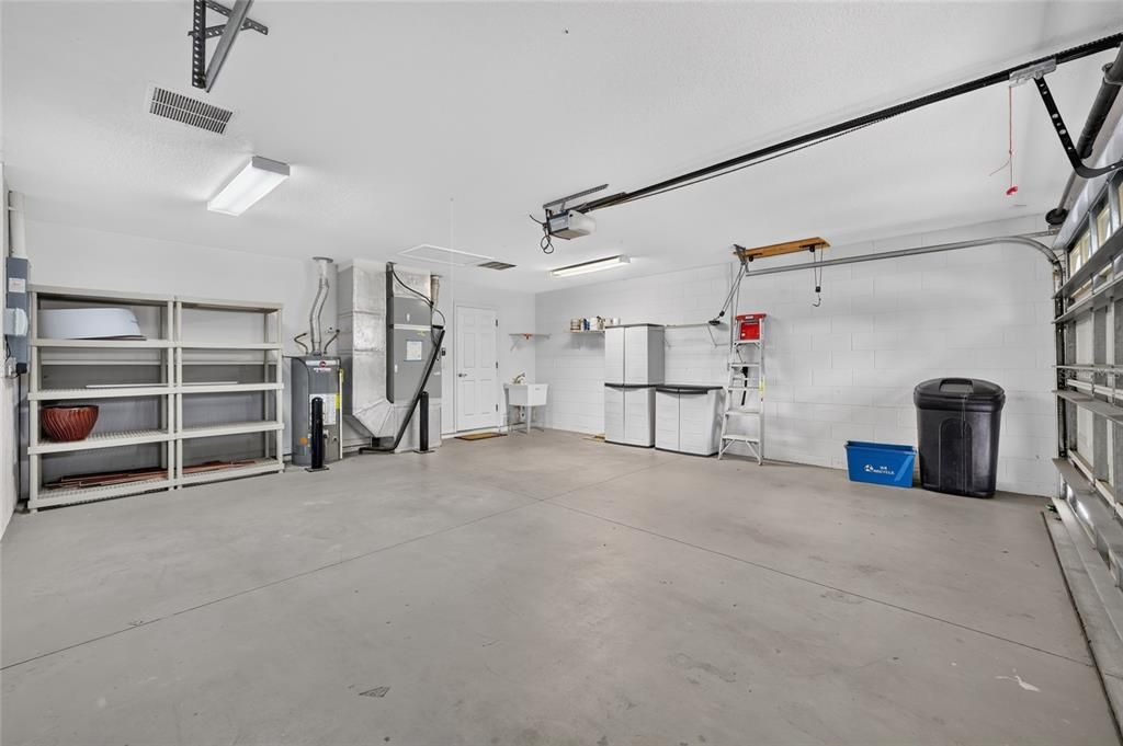 На продажу: $229,900 (3 спален, 2 ванн, 1610 Квадратных фут)