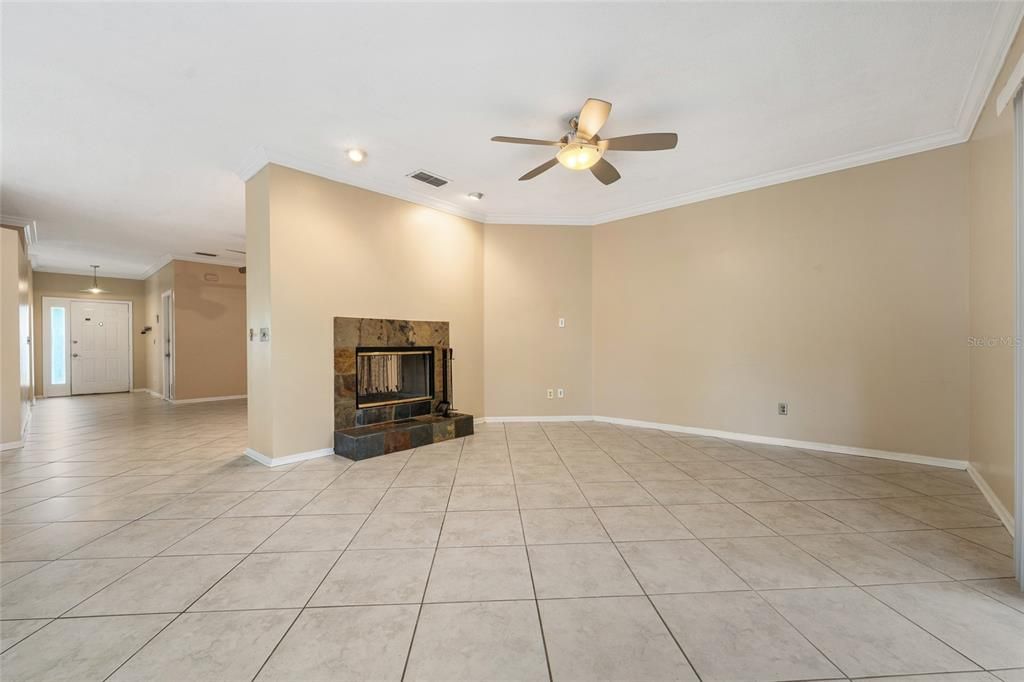 For Sale: $440,000 (3 beds, 2 baths, 1628 Square Feet)