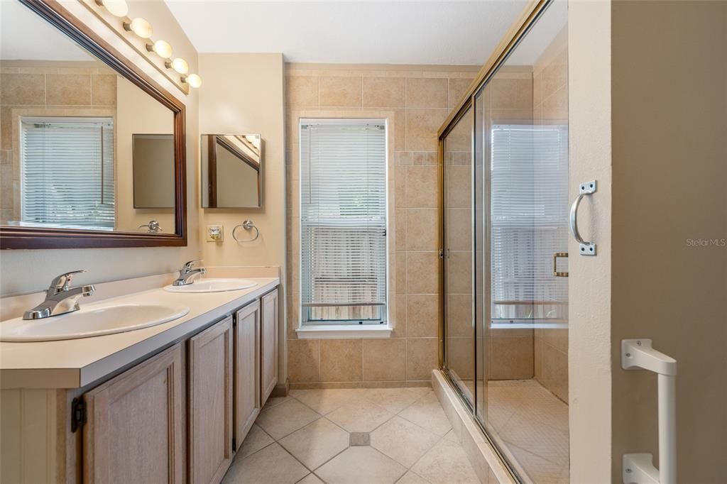 For Sale: $440,000 (3 beds, 2 baths, 1628 Square Feet)