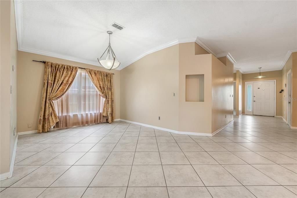 For Sale: $440,000 (3 beds, 2 baths, 1628 Square Feet)