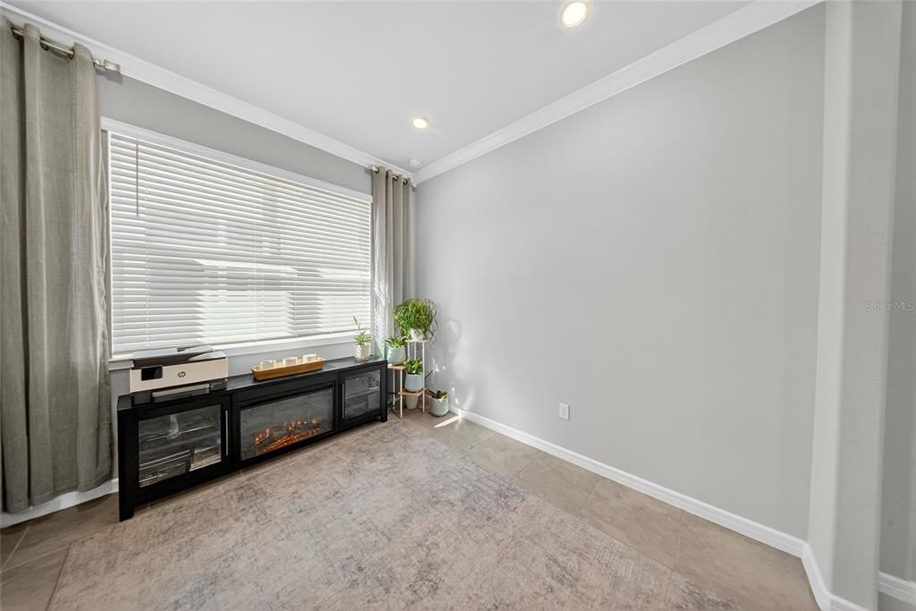 En Venta: $344,400 (2 camas, 2 baños, 1559 Pies cuadrados)