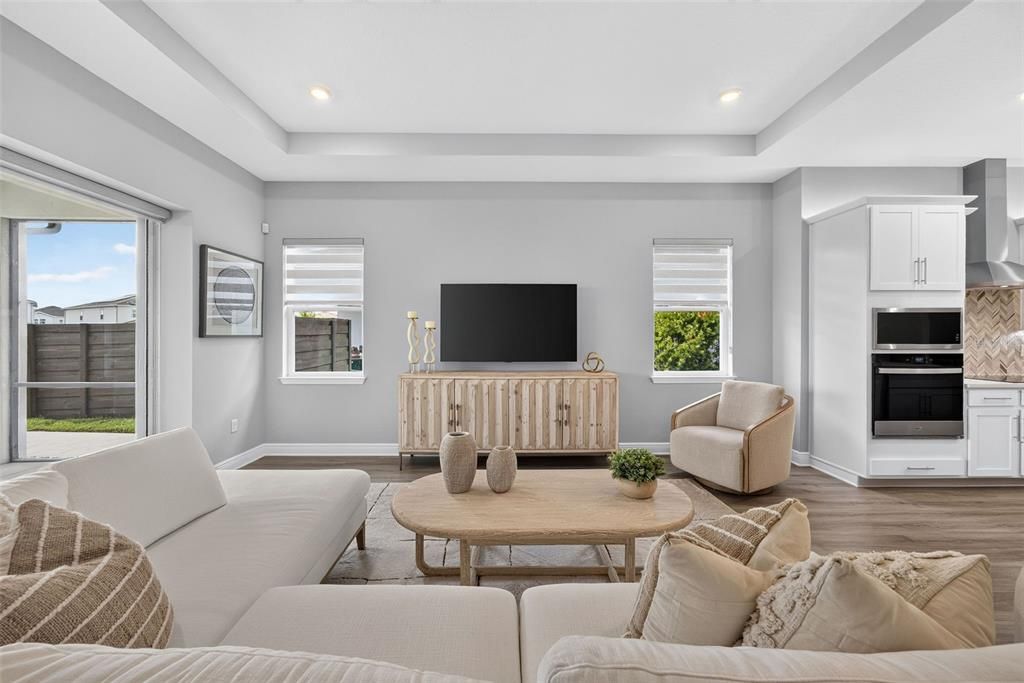 En Venta: $1,079,000 (5 camas, 3 baños, 3098 Pies cuadrados)