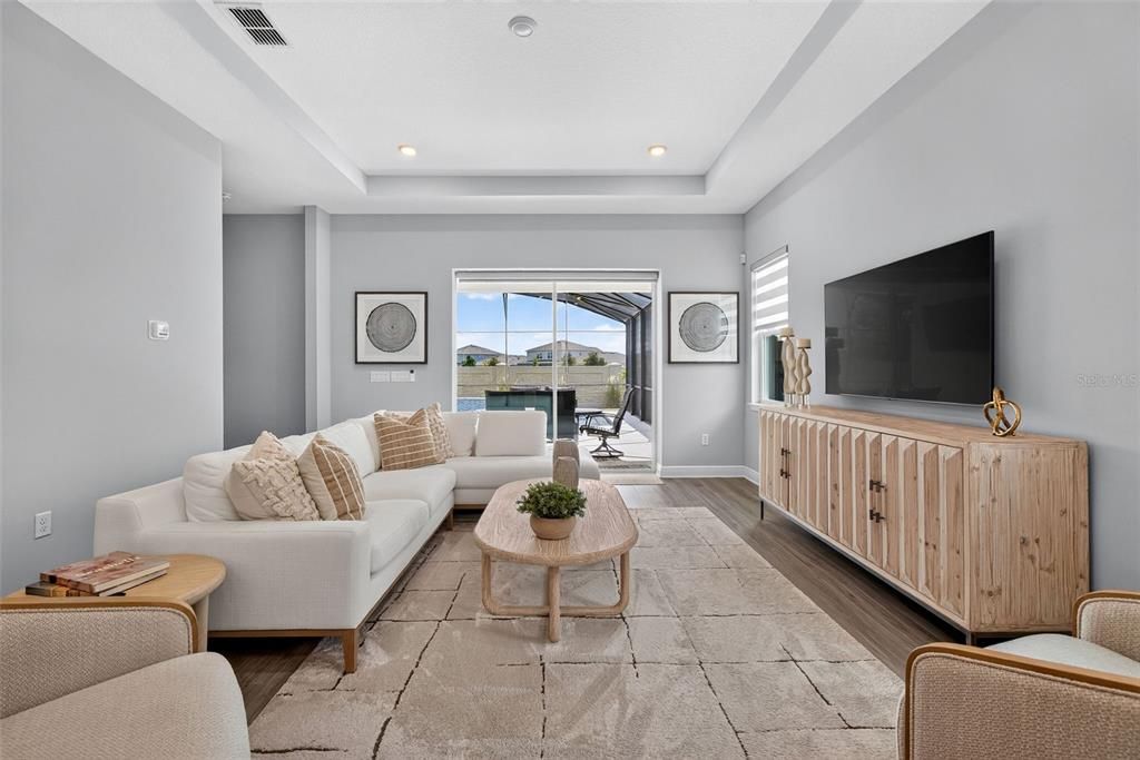 En Venta: $1,079,000 (5 camas, 3 baños, 3098 Pies cuadrados)