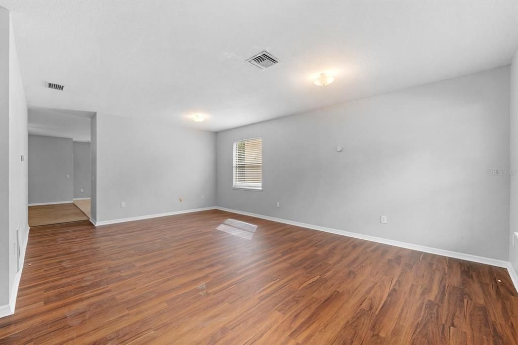 En Venta: $289,900 (3 camas, 2 baños, 1770 Pies cuadrados)
