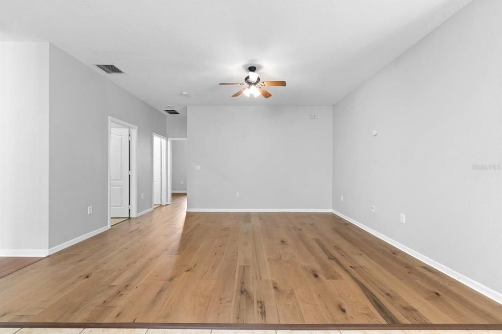 En Venta: $289,900 (3 camas, 2 baños, 1770 Pies cuadrados)