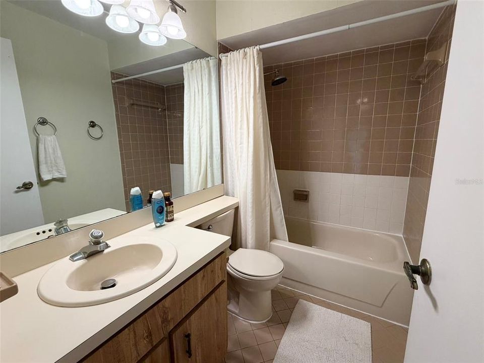 В аренду: $2,595 (4 спален, 3 ванн, 2431 Квадратных фут)