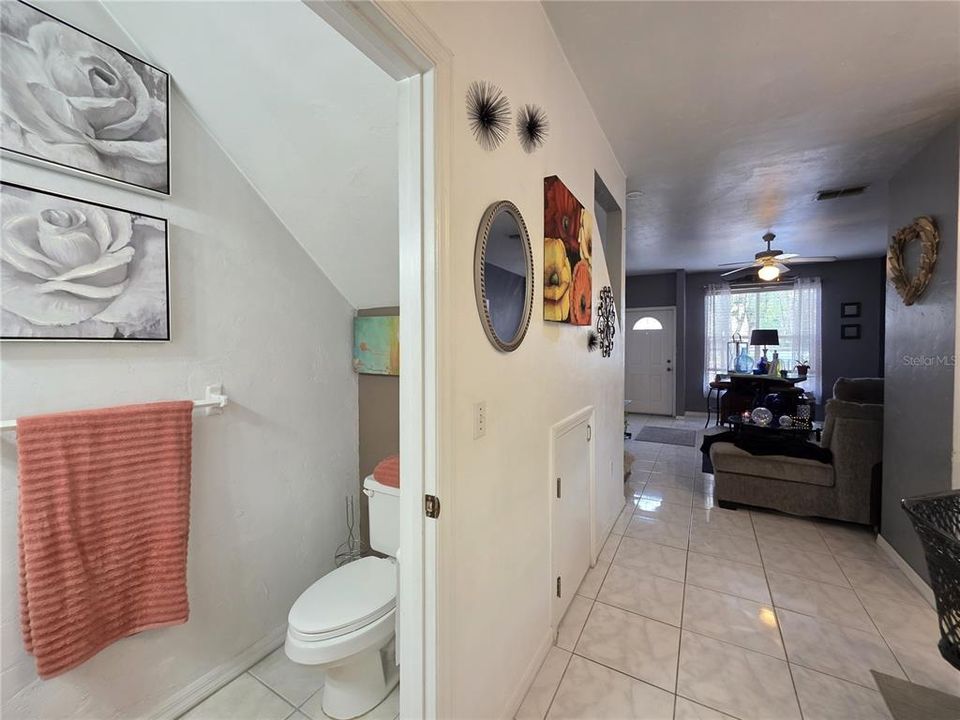 En Venta: $174,000 (2 camas, 2 baños, 1172 Pies cuadrados)