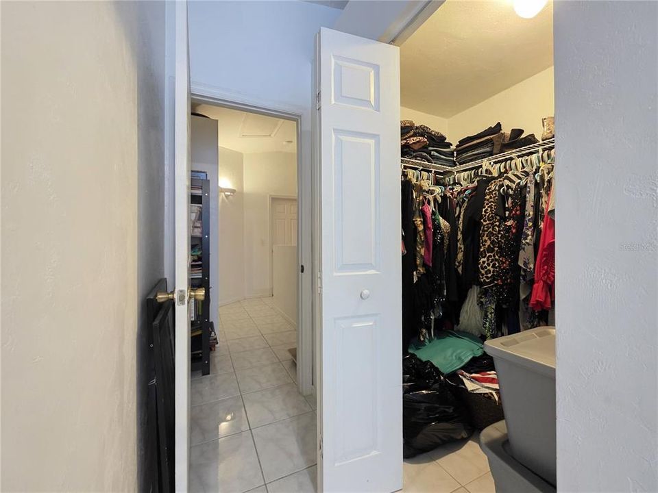 En Venta: $174,000 (2 camas, 2 baños, 1172 Pies cuadrados)