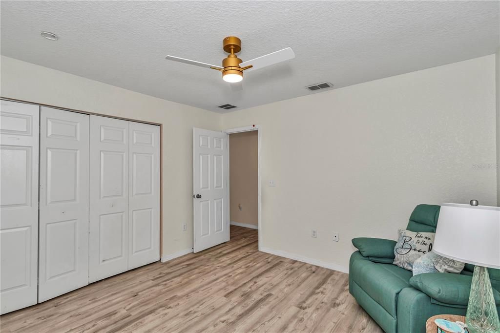 For Sale: $355,000 (4 beds, 2 baths, 2224 Square Feet)