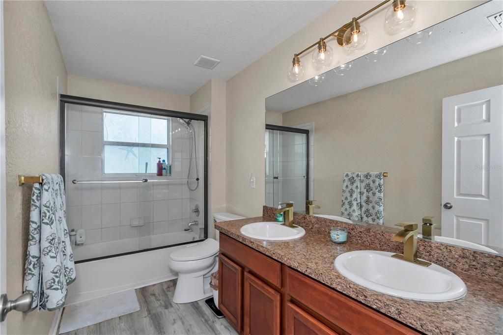For Sale: $355,000 (4 beds, 2 baths, 2224 Square Feet)