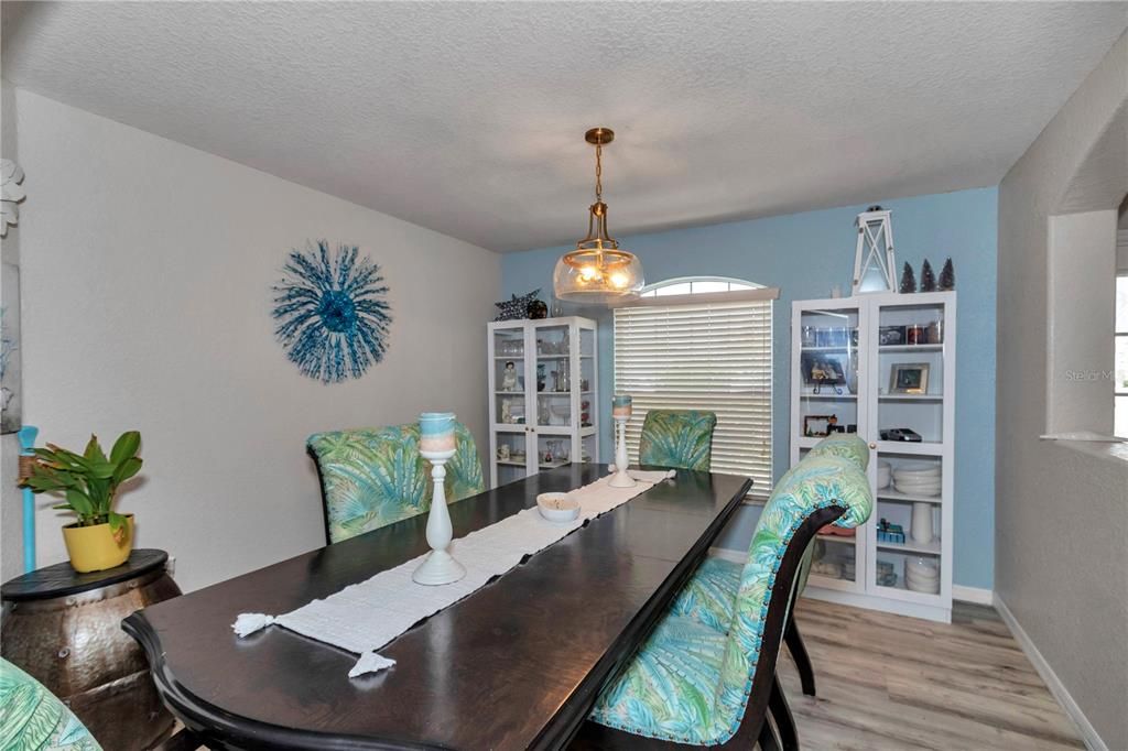 For Sale: $355,000 (4 beds, 2 baths, 2224 Square Feet)