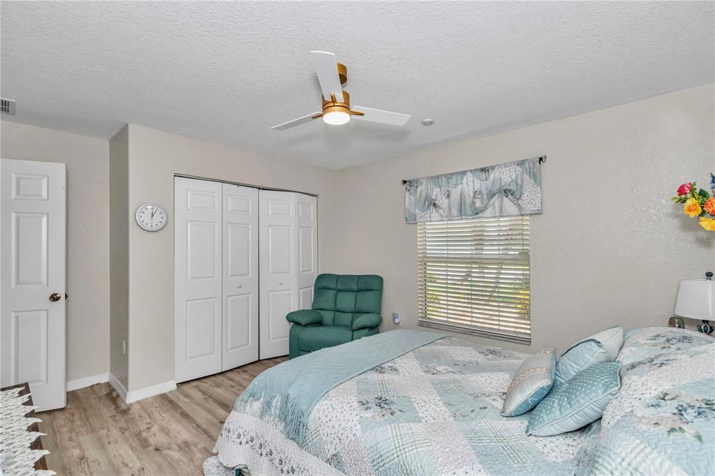 For Sale: $355,000 (4 beds, 2 baths, 2224 Square Feet)