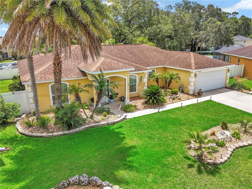 For Sale: $355,000 (4 beds, 2 baths, 2224 Square Feet)