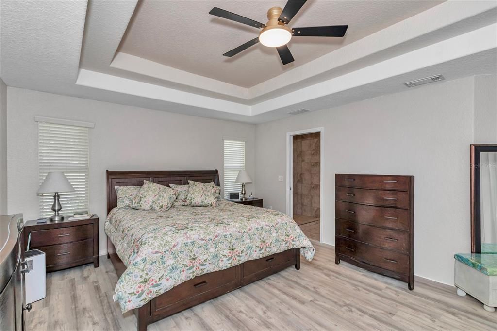 For Sale: $355,000 (4 beds, 2 baths, 2224 Square Feet)