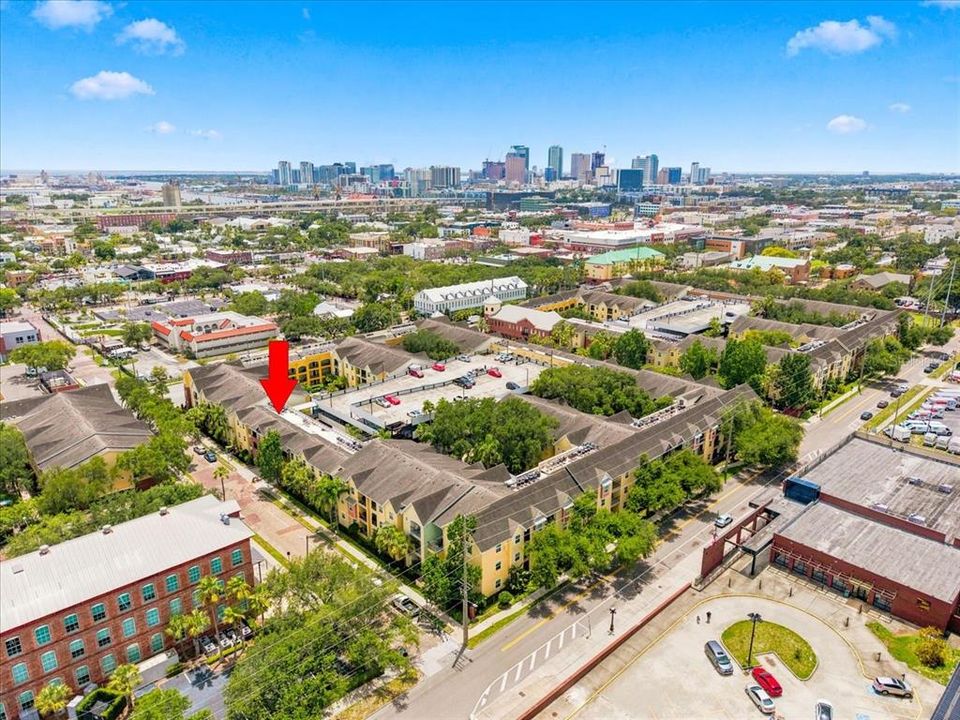 На продажу: $179,900 (1 спален, 1 ванн, 867 Квадратных фут)