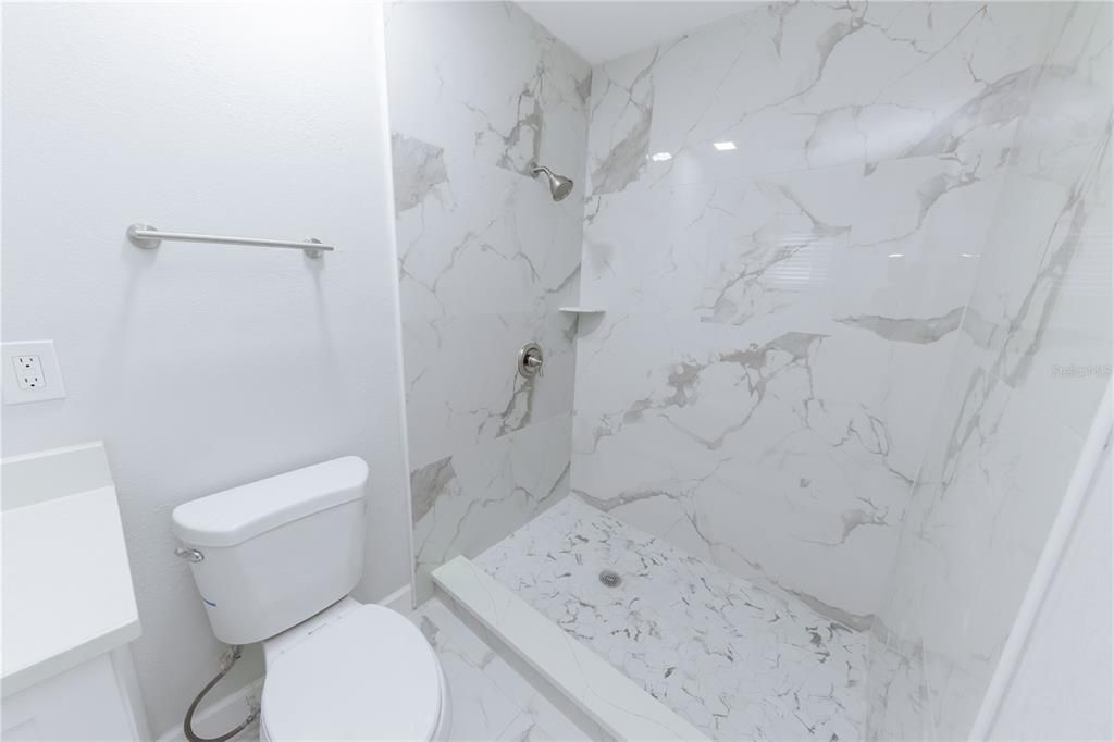 For Sale: $450,000 (3 beds, 2 baths, 1425 Square Feet)