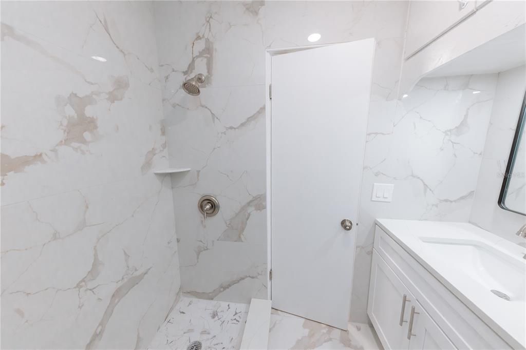 For Sale: $450,000 (3 beds, 2 baths, 1425 Square Feet)