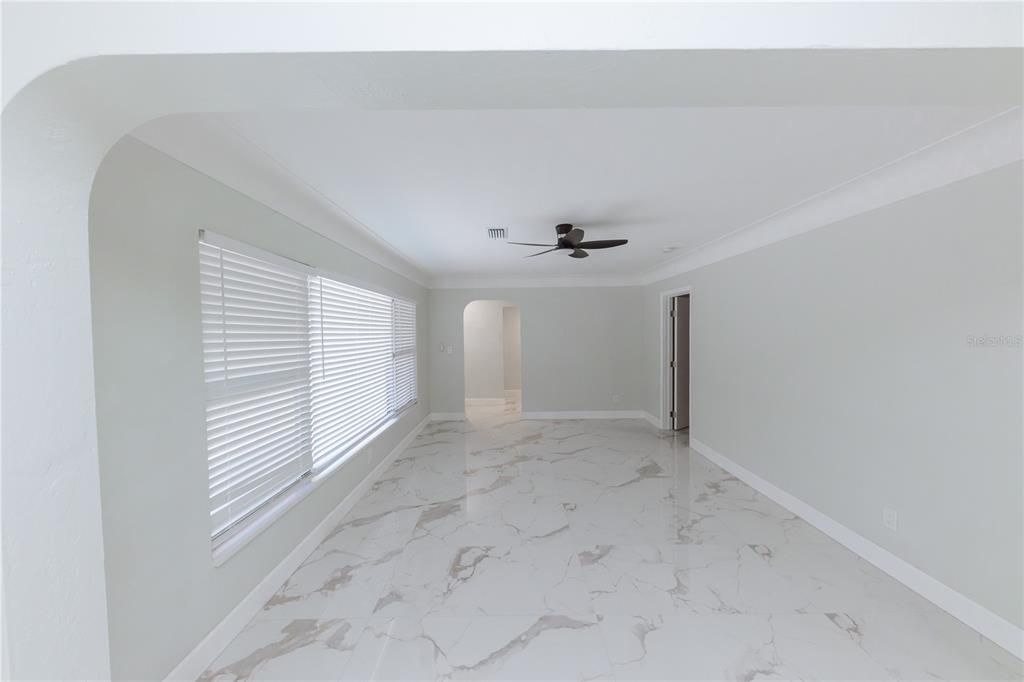 For Sale: $450,000 (3 beds, 2 baths, 1425 Square Feet)