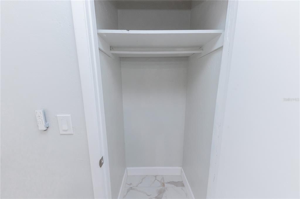 For Sale: $450,000 (3 beds, 2 baths, 1425 Square Feet)
