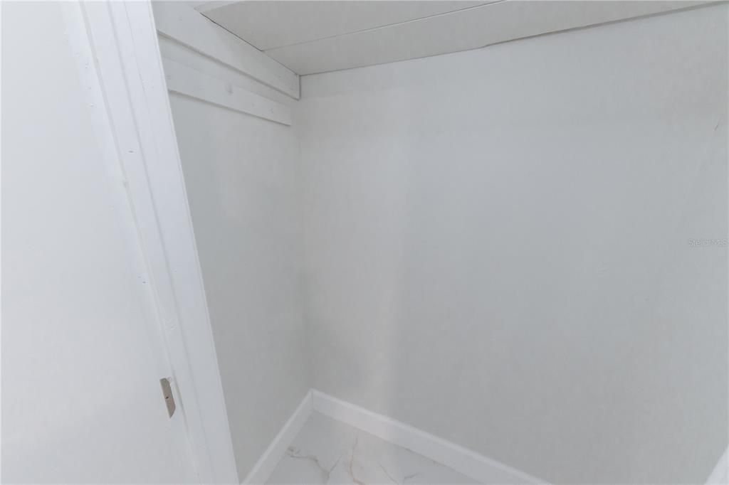 For Sale: $450,000 (3 beds, 2 baths, 1425 Square Feet)
