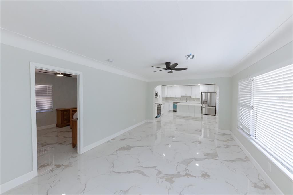 For Sale: $450,000 (3 beds, 2 baths, 1425 Square Feet)