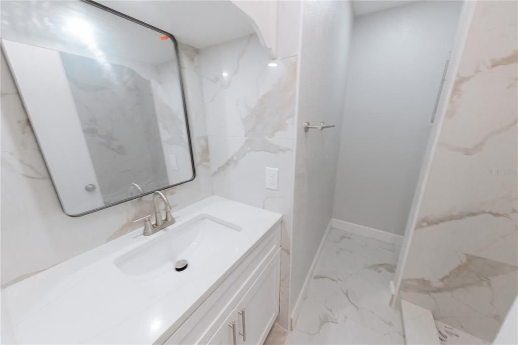 For Sale: $450,000 (3 beds, 2 baths, 1425 Square Feet)
