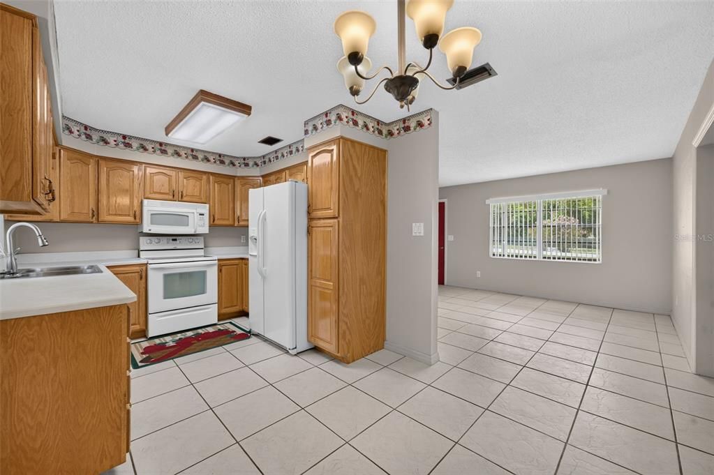En Venta: $645,000 (3 camas, 1 baños, 1778 Pies cuadrados)