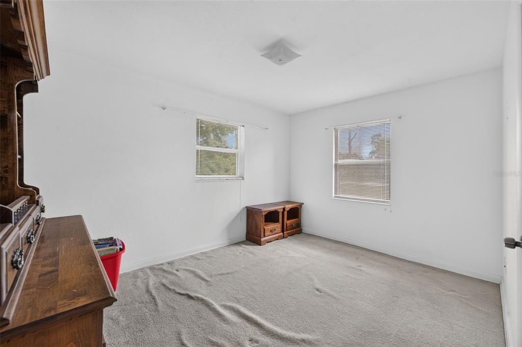 En Venta: $645,000 (3 camas, 1 baños, 1778 Pies cuadrados)