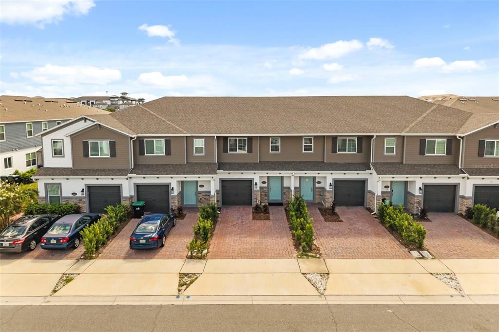 For Rent: $2,650 (3 beds, 2 baths, 1379 Square Feet)