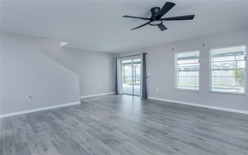 En Venta: $620,000 (4 camas, 3 baños, 3210 Pies cuadrados)
