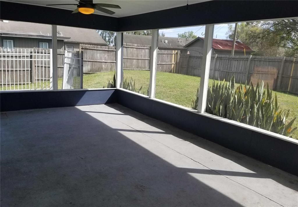 For Rent: $2,100 (2 beds, 2 baths, 1209 Square Feet)