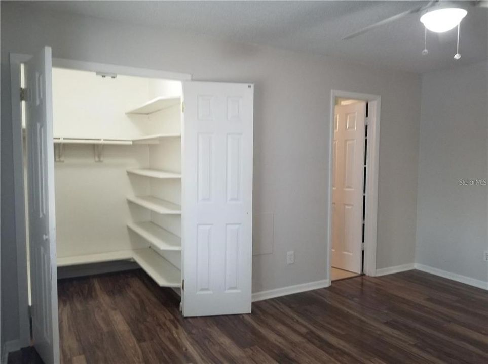 For Rent: $2,100 (2 beds, 2 baths, 1209 Square Feet)