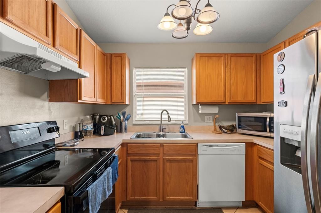 En Venta: $368,900 (4 camas, 2 baños, 1496 Pies cuadrados)