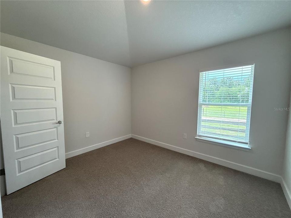 For Rent: $2,095 (4 beds, 2 baths, 1825 Square Feet)