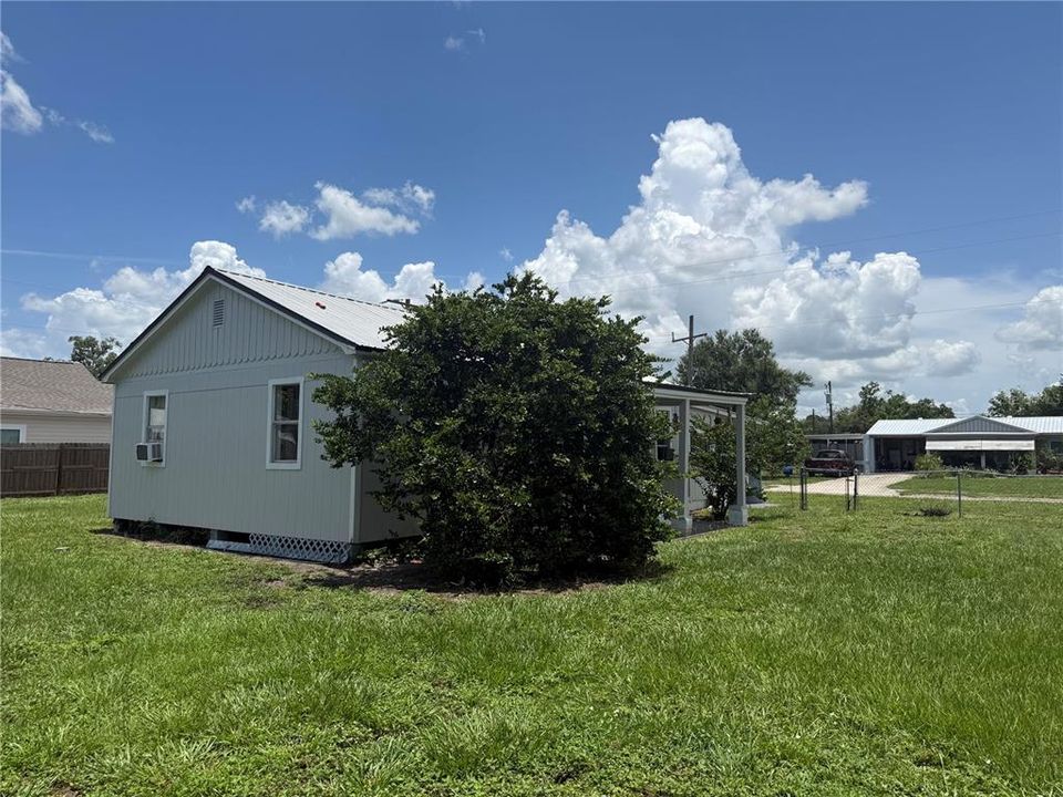 For Sale: $310,000 (4 beds, 2 baths, 1248 Square Feet)
