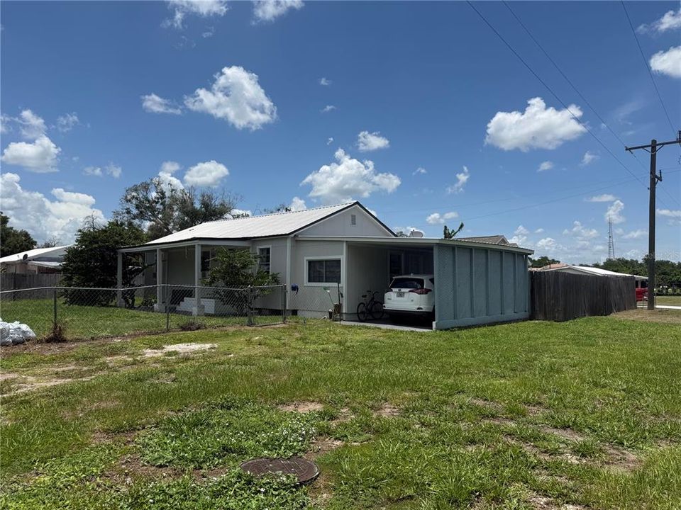 For Sale: $310,000 (4 beds, 2 baths, 1248 Square Feet)