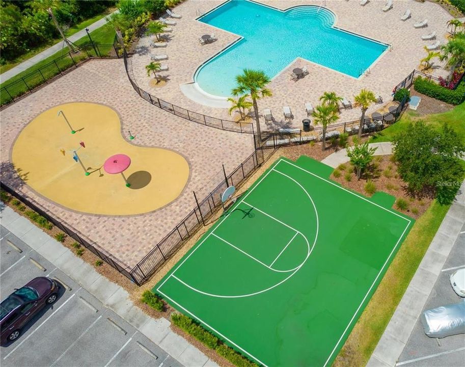 En Venta: $264,000 (2 camas, 2 baños, 1588 Pies cuadrados)