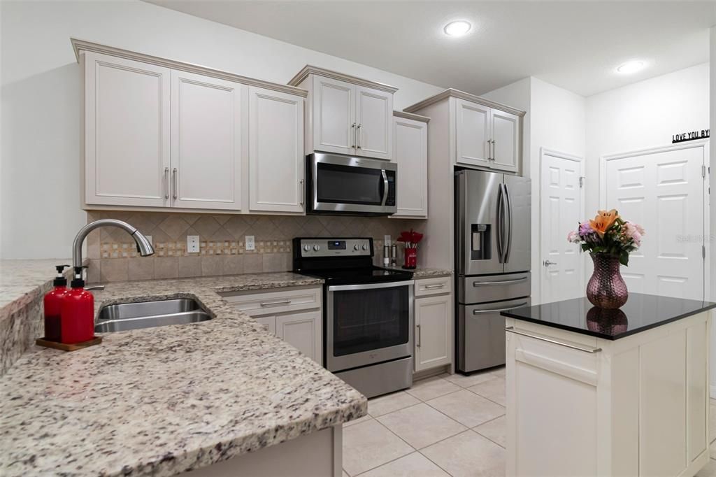 En Venta: $264,000 (2 camas, 2 baños, 1588 Pies cuadrados)