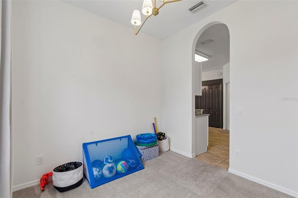 На продажу: $484,999 (3 спален, 2 ванн, 1549 Квадратных фут)