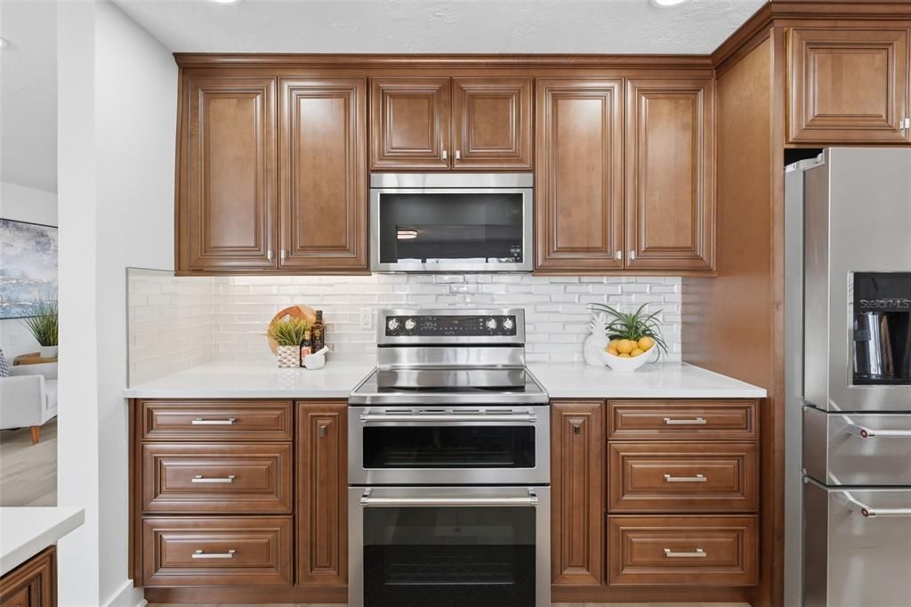 En Venta: $1,625,000 (4 camas, 2 baños, 2318 Pies cuadrados)