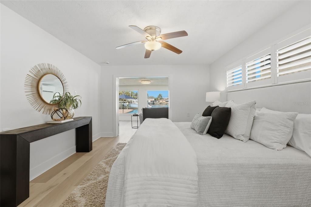 En Venta: $1,625,000 (4 camas, 2 baños, 2318 Pies cuadrados)