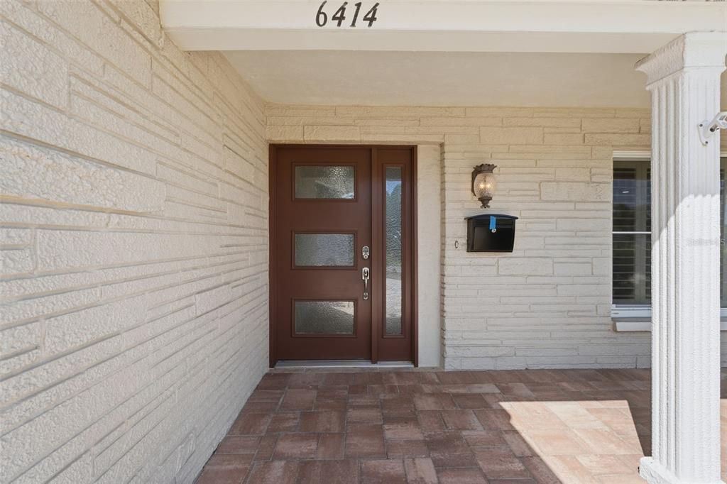 En Venta: $1,625,000 (4 camas, 2 baños, 2318 Pies cuadrados)