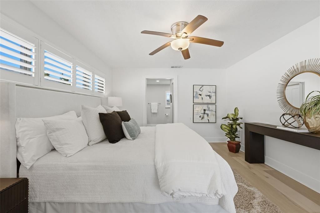 En Venta: $1,625,000 (4 camas, 2 baños, 2318 Pies cuadrados)