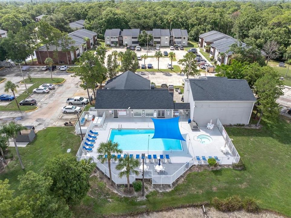 For Sale: $160,000 (2 beds, 2 baths, 890 Square Feet)