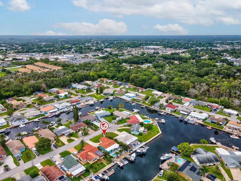 На продажу: $549,900 (2 спален, 2 ванн, 1284 Квадратных фут)